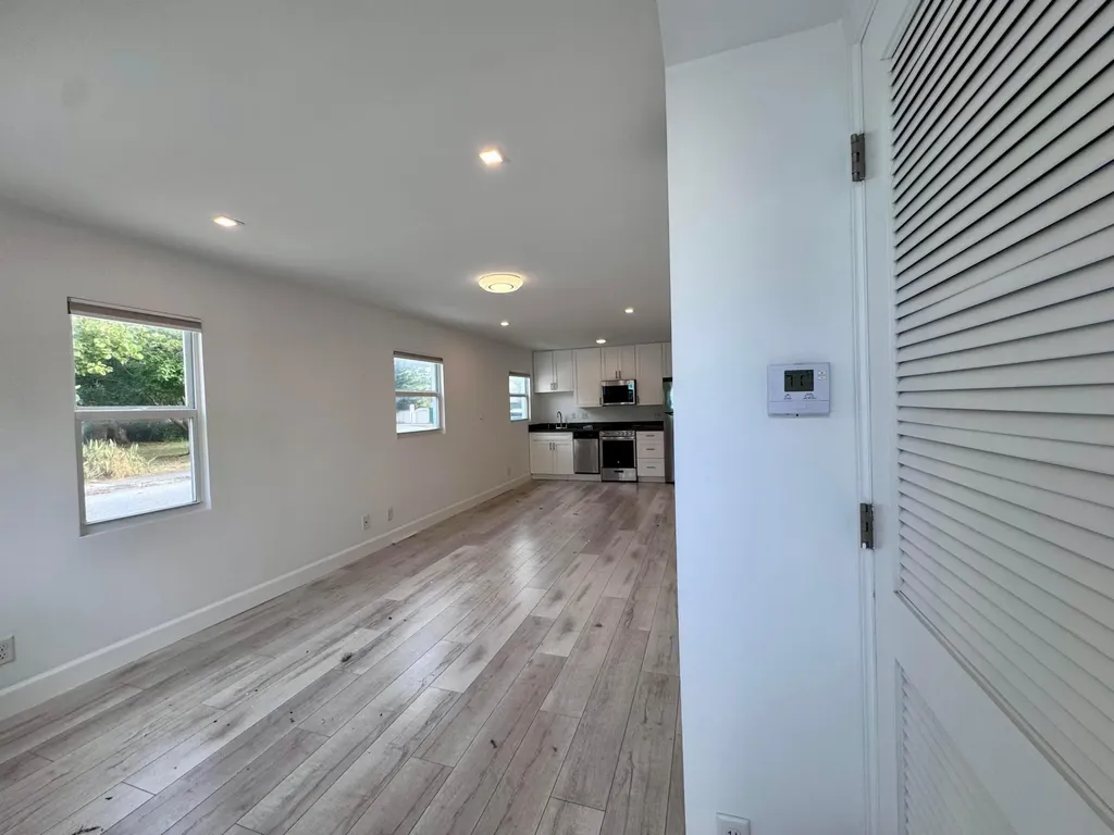 102 S K Street Lake Worth Beach FL 33460