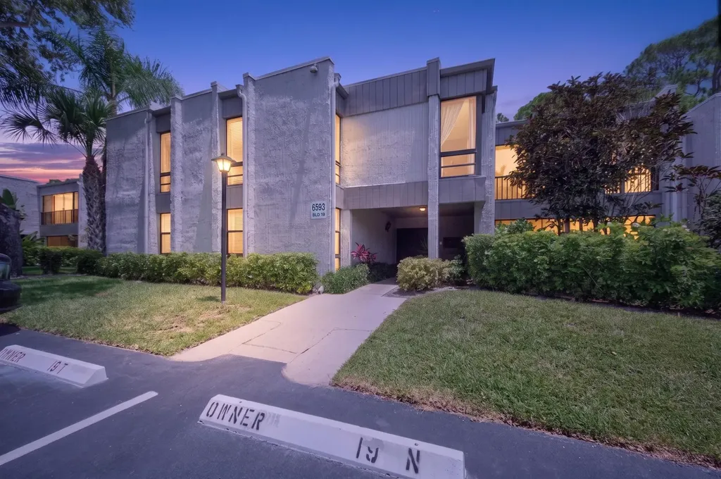 6593 Spring Bottom Way Boca Raton FL 33433