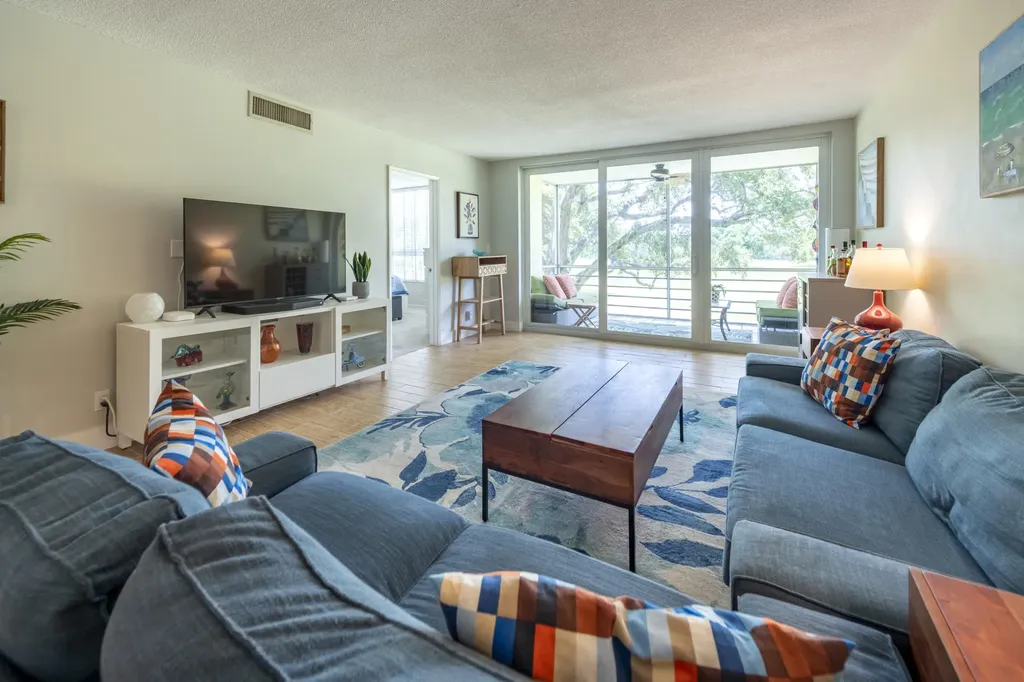 2651 S Course Drive Pompano Beach FL 33069