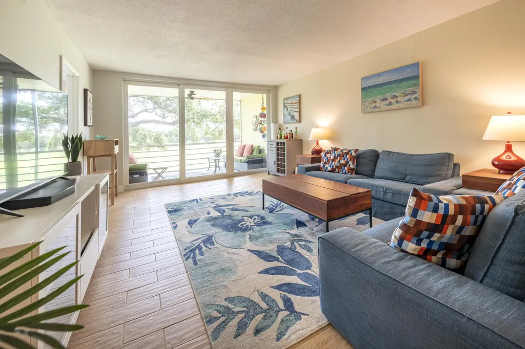 2651 S Course Drive Pompano Beach FL 33069