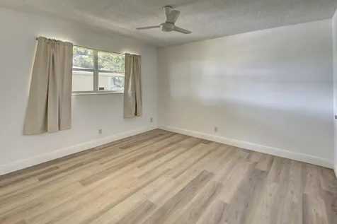 420 SE 2nd Avenue Deerfield Beach FL 33441