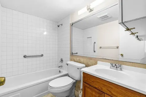 52 Kingswood C West Palm Beach FL 33417