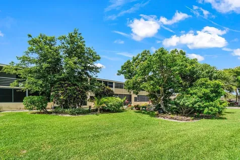 52 Kingswood C West Palm Beach FL 33417