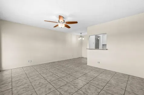 52 Kingswood C West Palm Beach FL 33417