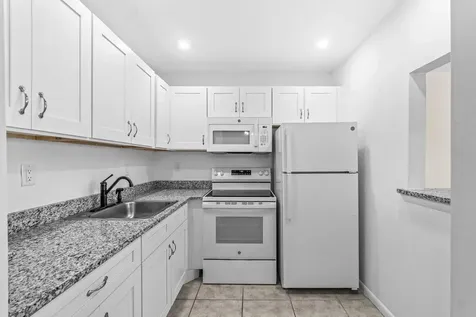52 Kingswood C West Palm Beach FL 33417