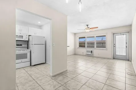 52 Kingswood C West Palm Beach FL 33417