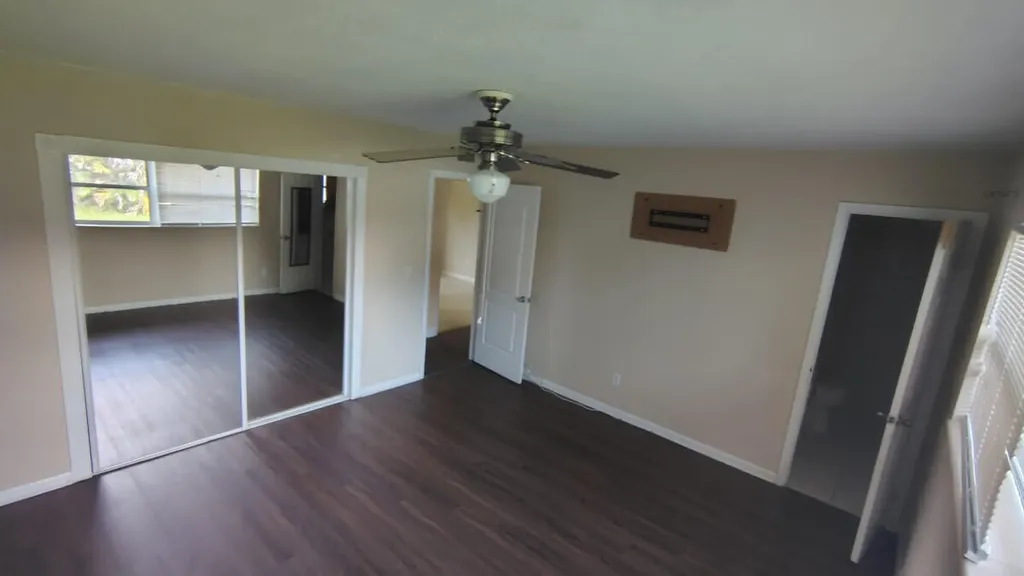 884 SE Solaz Avenue Port St Lucie FL 34983