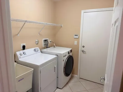 10172 White Water Lily Way Boynton Beach FL 33437