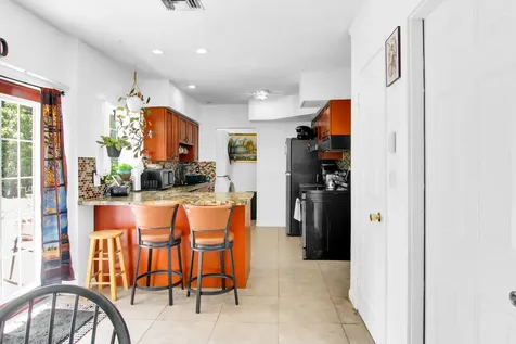 1650 NW 1st Way Pompano Beach FL 33060