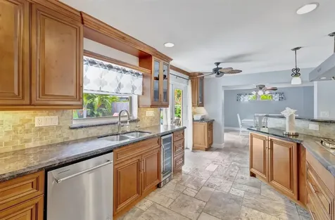 925 NE 25th Avenue Pompano Beach FL 33062