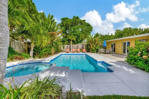 925 NE 25th Avenue Pompano Beach FL 33062