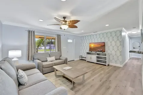 925 NE 25th Avenue Pompano Beach FL 33062