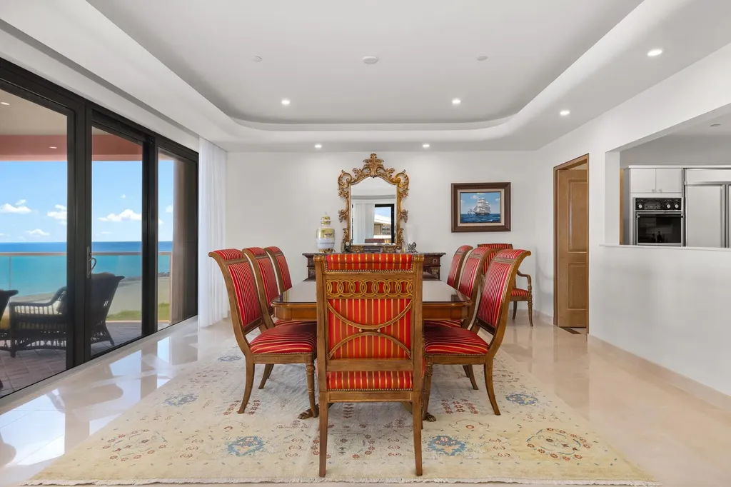 2 N Breakers Row Palm Beach FL 33480