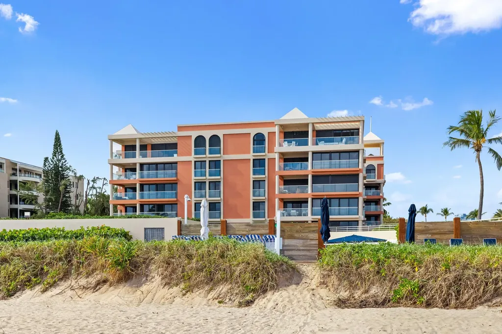 2 N Breakers Row Palm Beach FL 33480