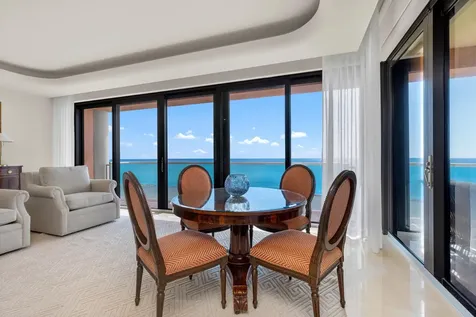 2 N Breakers Row Palm Beach FL 33480