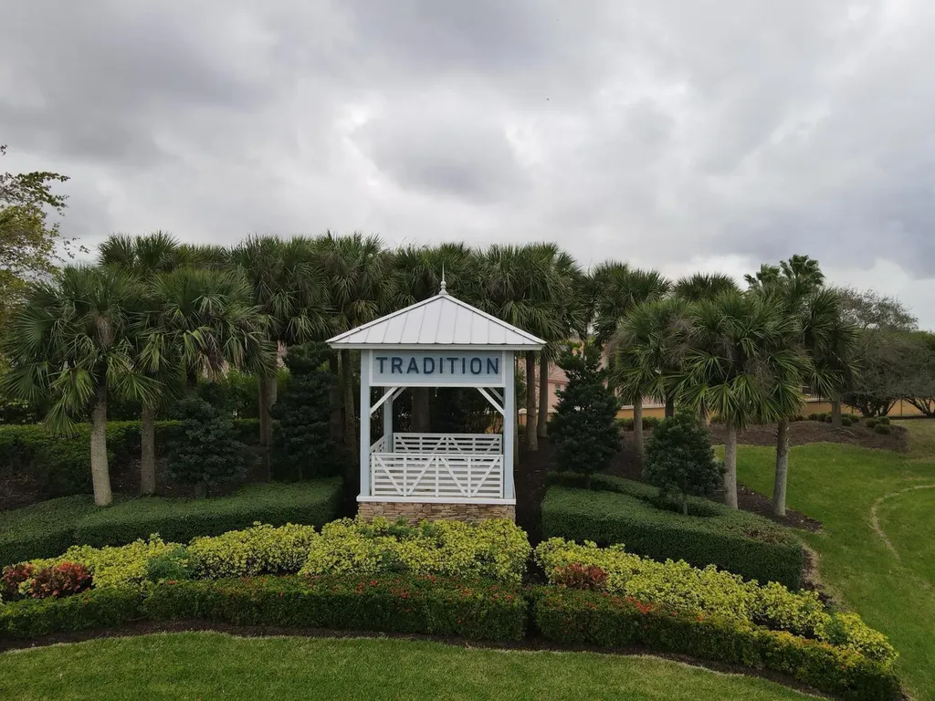 10440 SW Stephanie Way Port St Lucie FL 34987