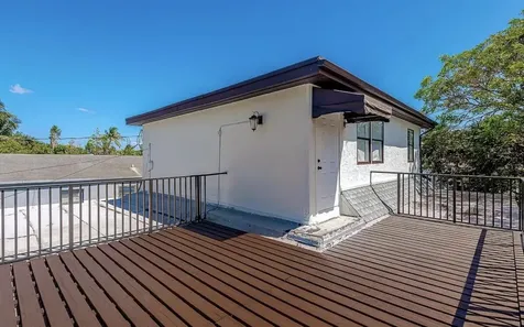 2447 Roosevelt Street Hollywood FL 33020