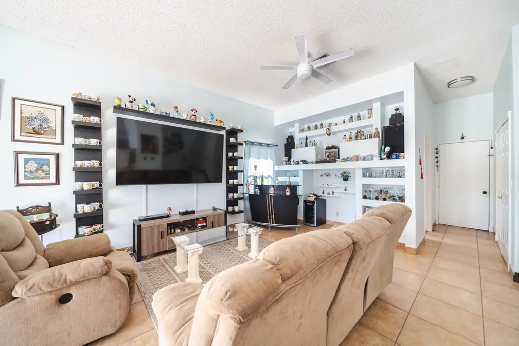 18438 NW 11th Street Pembroke Pines FL 33029