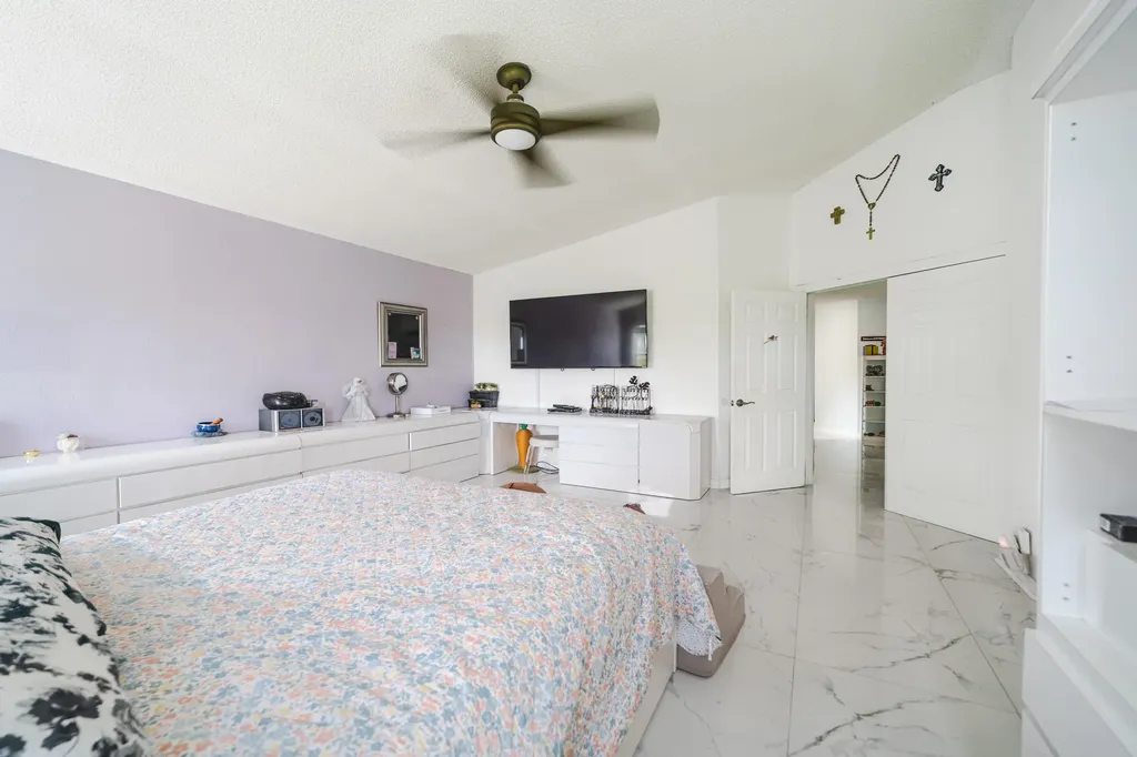 18438 NW 11th Street Pembroke Pines FL 33029