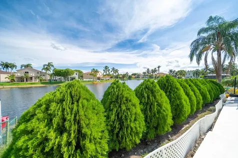 18438 NW 11th Street Pembroke Pines FL 33029