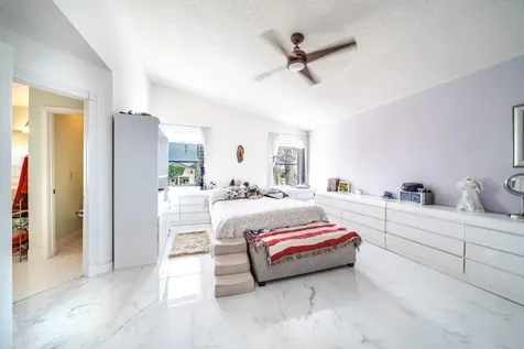 18438 NW 11th Street Pembroke Pines FL 33029
