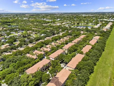4566 Danson Way Delray Beach FL 33445
