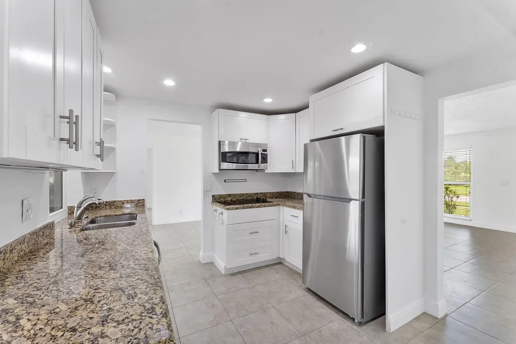 6396 Whispering Wind Way Delray Beach FL 33484