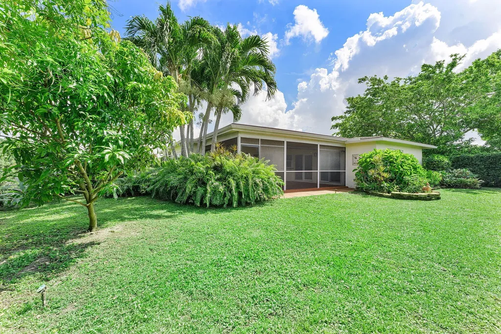 6396 Whispering Wind Way Delray Beach FL 33484
