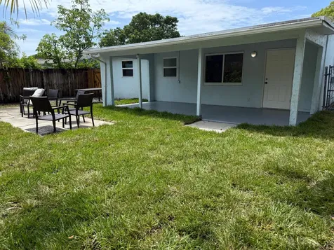 209 Coventry Street Boca Raton FL 33487