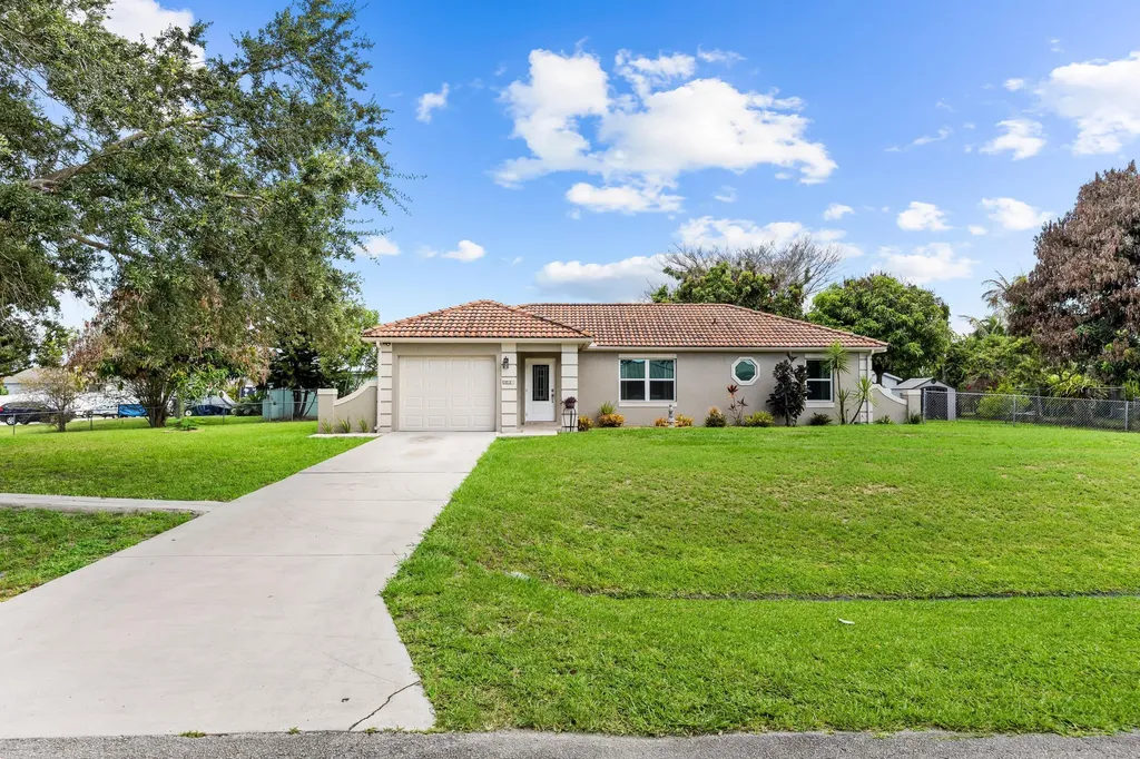 265 SW Dalton Circle Port St Lucie FL 34953