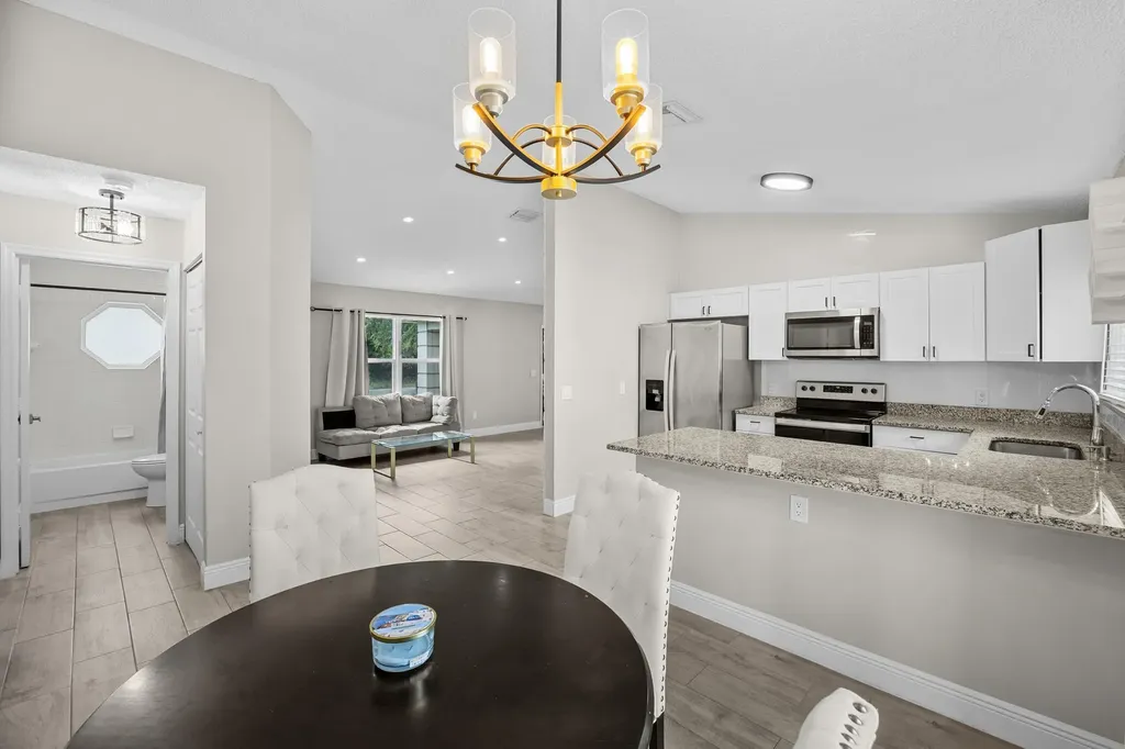 265 SW Dalton Circle Port St Lucie FL 34953