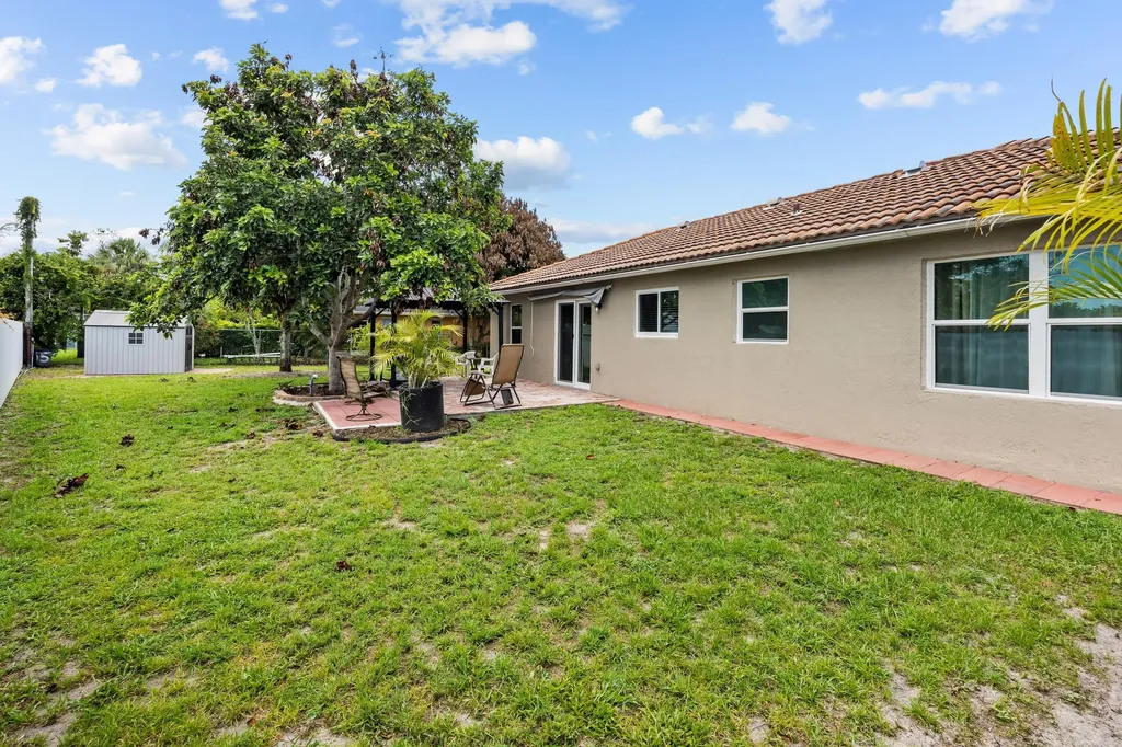 265 SW Dalton Circle Port St Lucie FL 34953