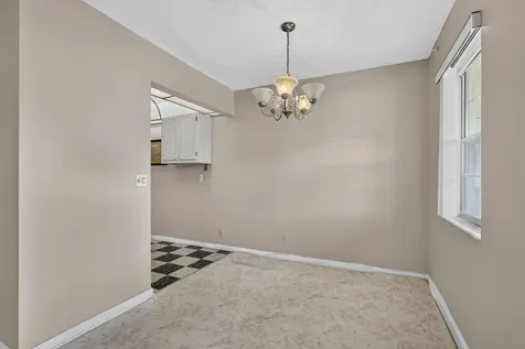 111 Sheffield E West Palm Beach FL 33417