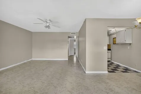 111 Sheffield E West Palm Beach FL 33417