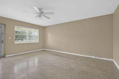 111 Sheffield E West Palm Beach FL 33417