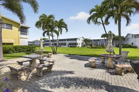 111 Sheffield E West Palm Beach FL 33417