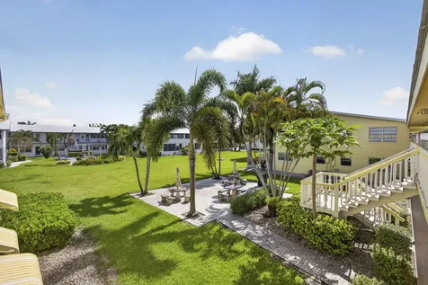 111 Sheffield E West Palm Beach FL 33417