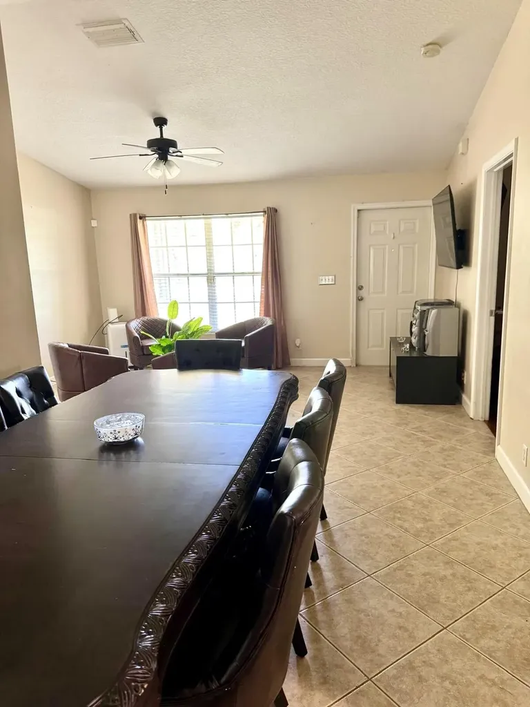 16298 90th Street N The Acreage FL 33470