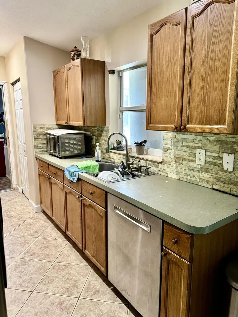 16298 90th Street N The Acreage FL 33470