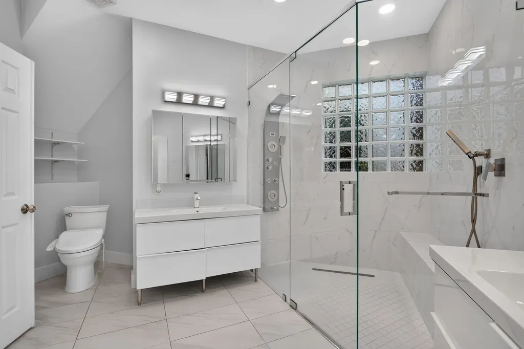 7087 NW 78th Place Parkland FL 33067