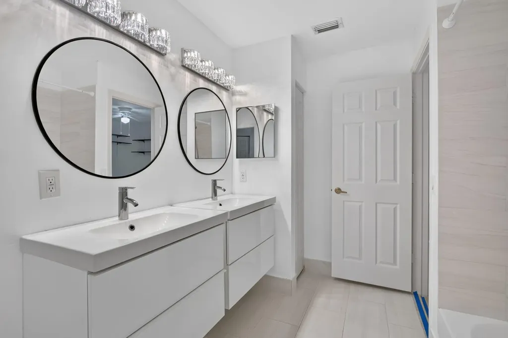 7087 NW 78th Place Parkland FL 33067