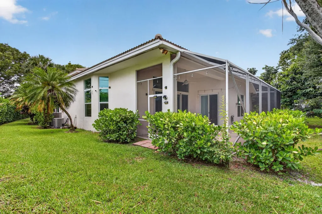 7087 NW 78th Place Parkland FL 33067