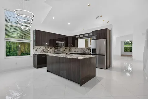 7087 NW 78th Place Parkland FL 33067
