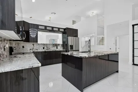 7087 NW 78th Place Parkland FL 33067