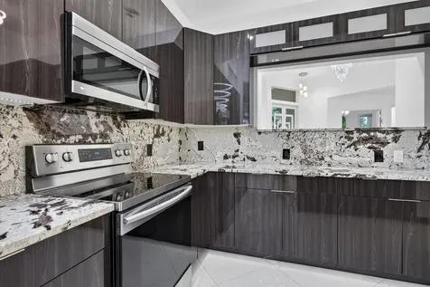 7087 NW 78th Place Parkland FL 33067