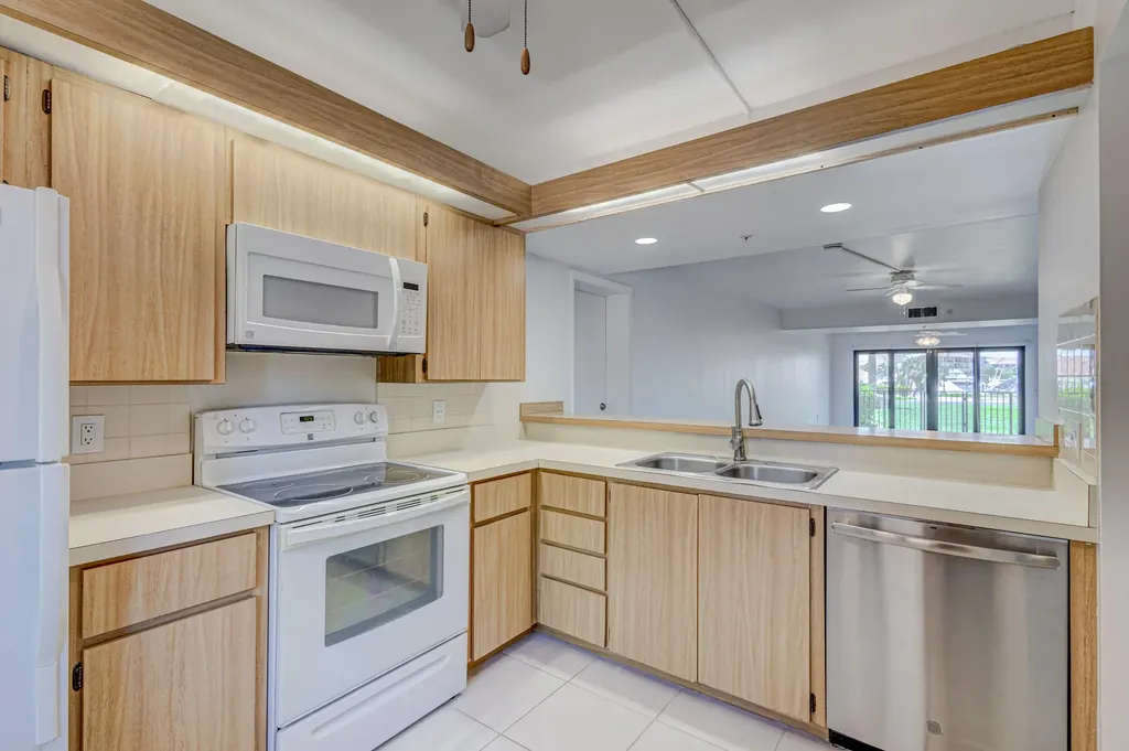 901 Seafarer Circle Jupiter FL 33477