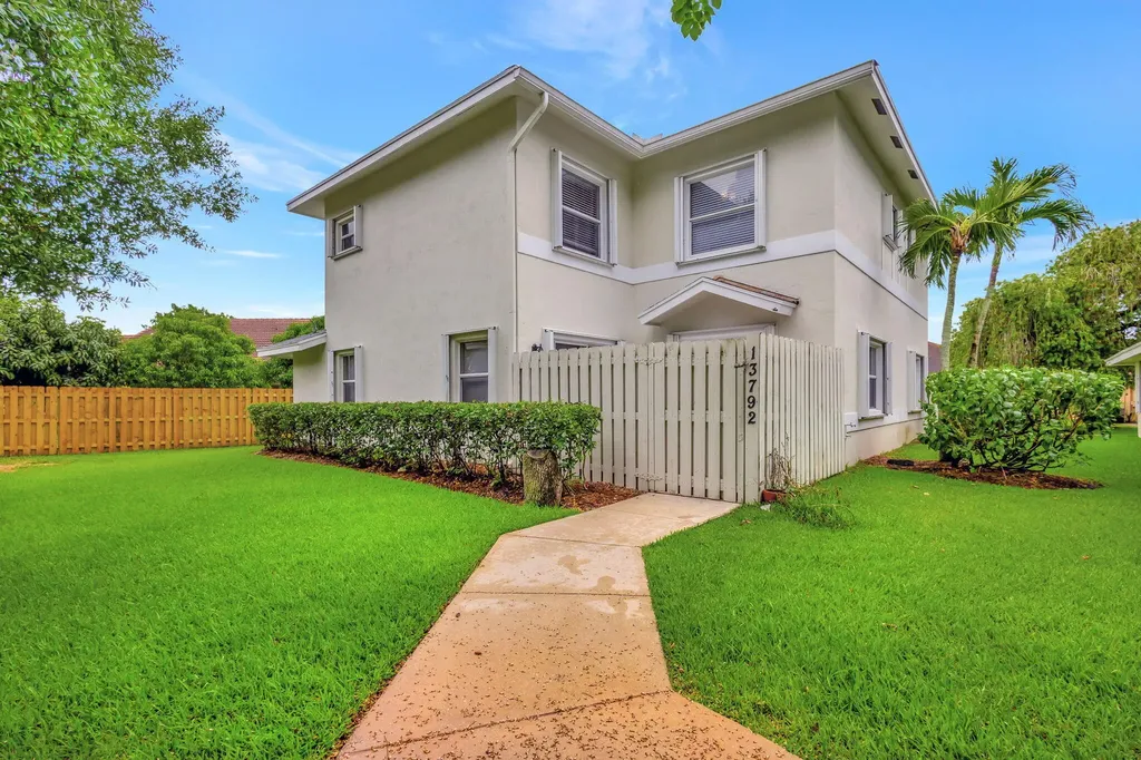 13792 Yarmouth Drive Wellington FL 33414