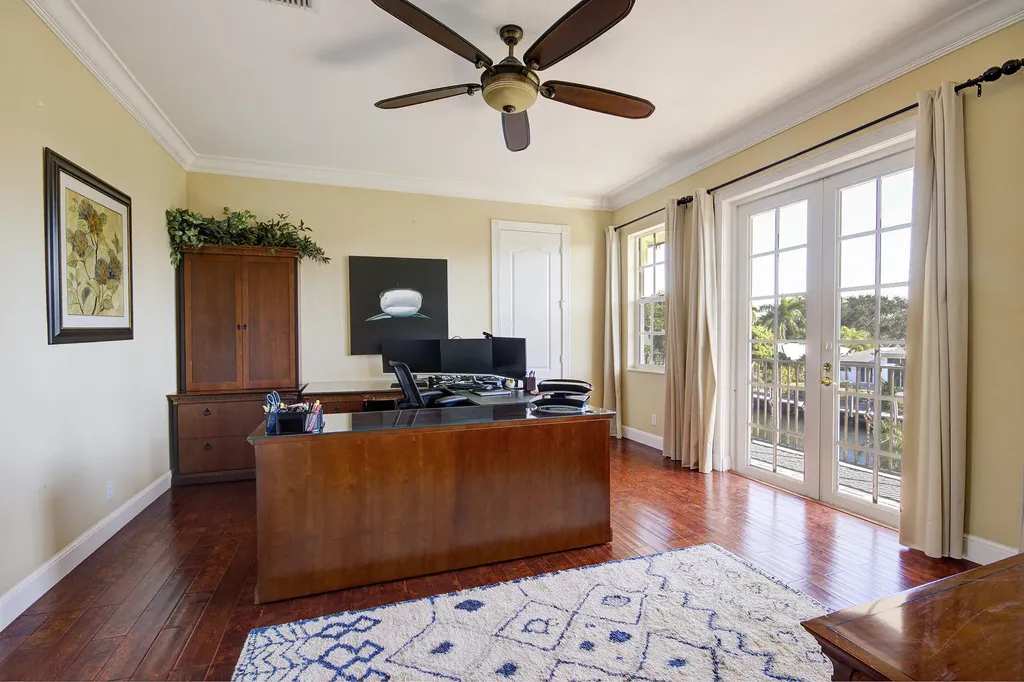 4040 NE 25th Avenue Lighthouse Point FL 33064