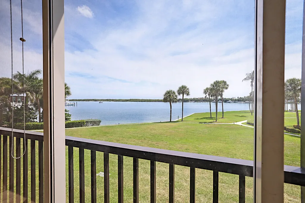 300 Intracoastal Place Jupiter FL 33469