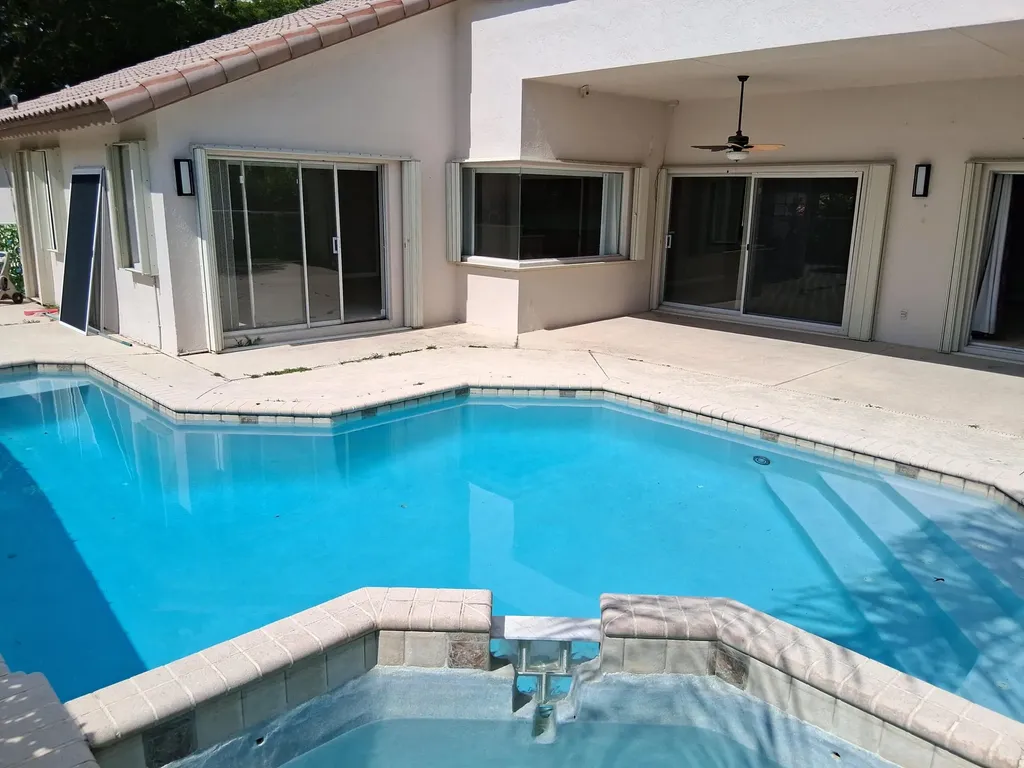 4863 Chardonnay Drive Coral Springs FL 33067